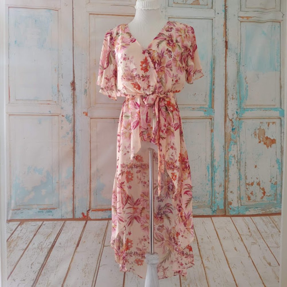 NWT RELATIVITY sheer floral maxi/size m/blush floral bouquet